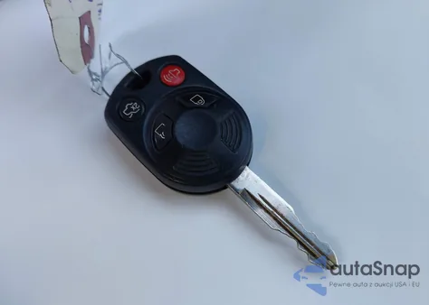 2010 Ford Escape Limited из США, поврежденный, VIN 1FMCU9EG9AKC77968